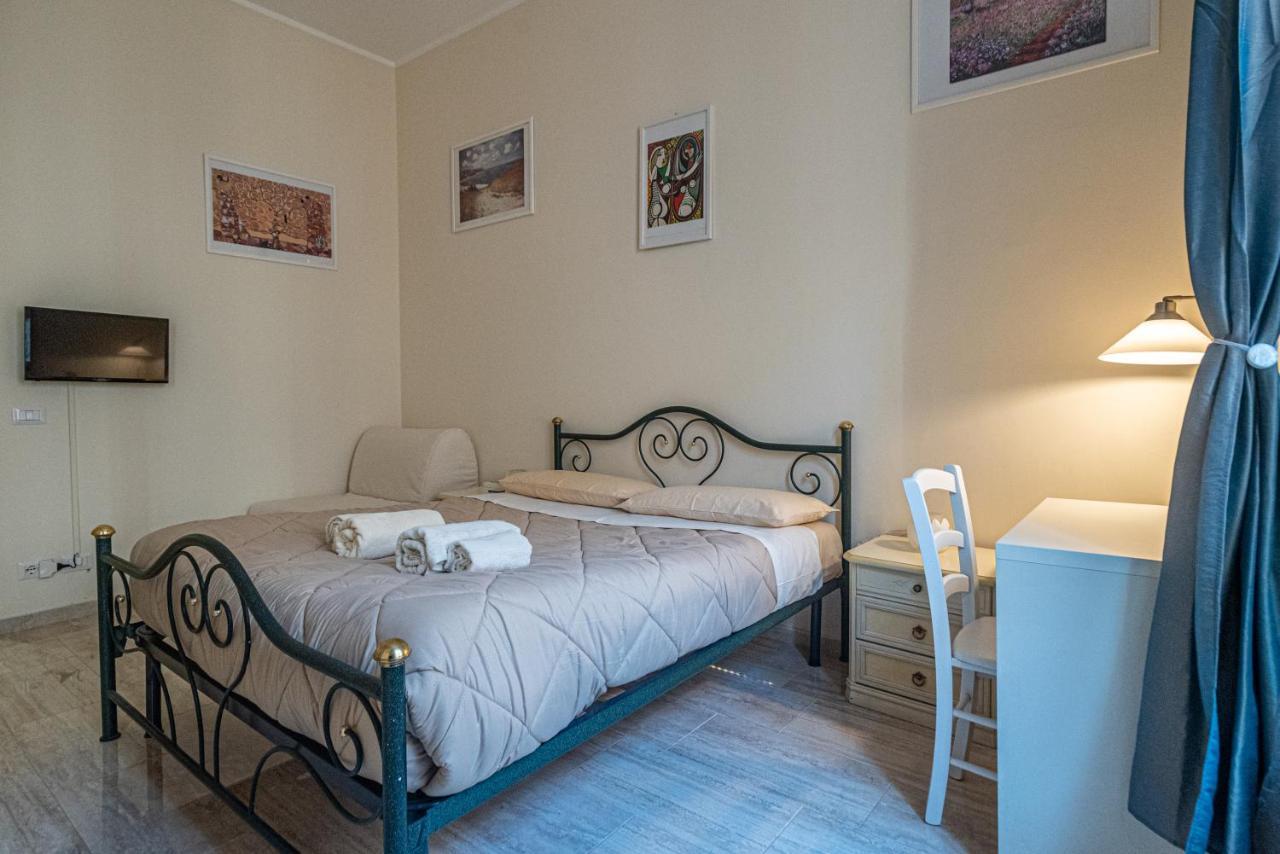 City Center Two-Roomed Flat - Termini/Aquarium Rzym Zewnętrze zdjęcie
